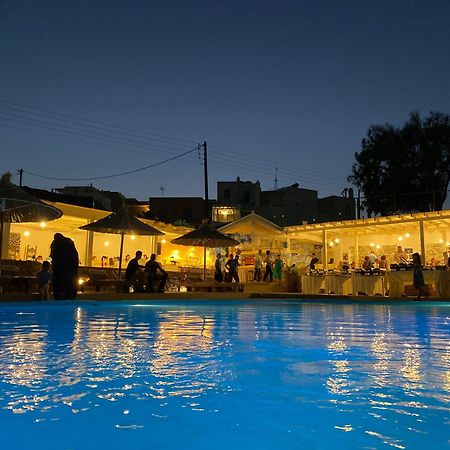 Aeolos Bay Tinos Bagian luar foto